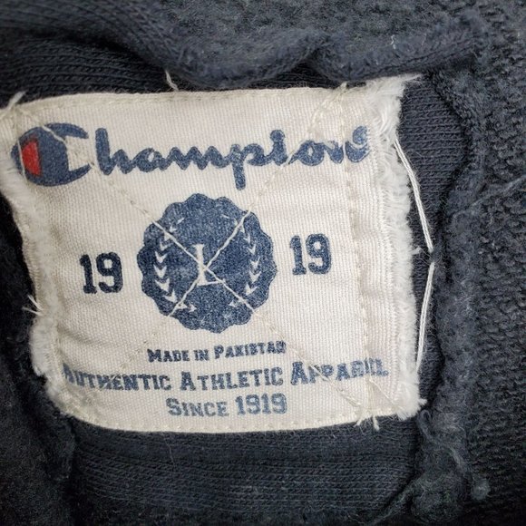 Champion MGM Grand AT Foxwoods Black and Gold Pullover Crewneck Shirt - Picture 2 of 11